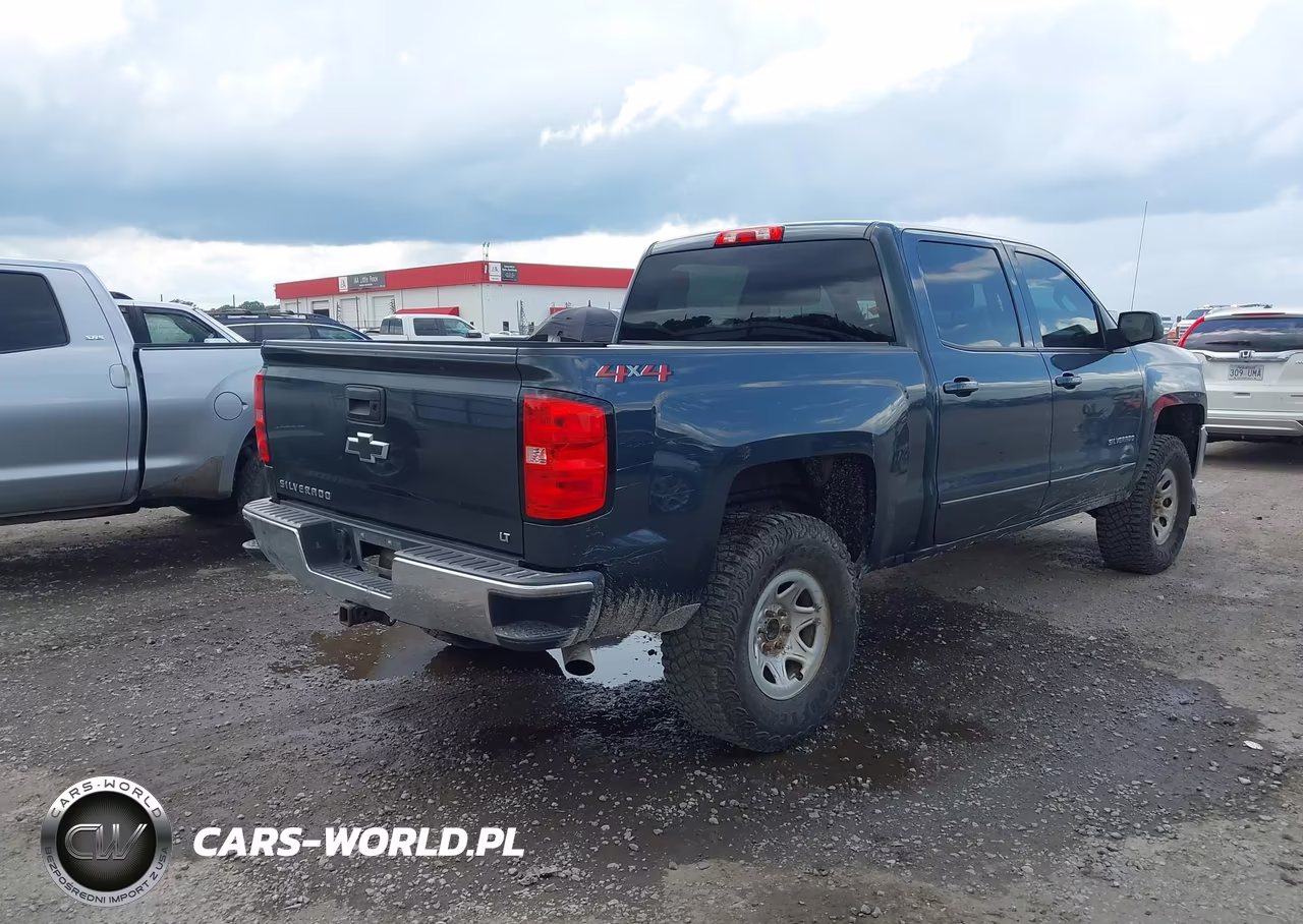 2018 Chevrolet Silverado 1500 1Lt VIN:3GCUKREC6JG437145 - 4
