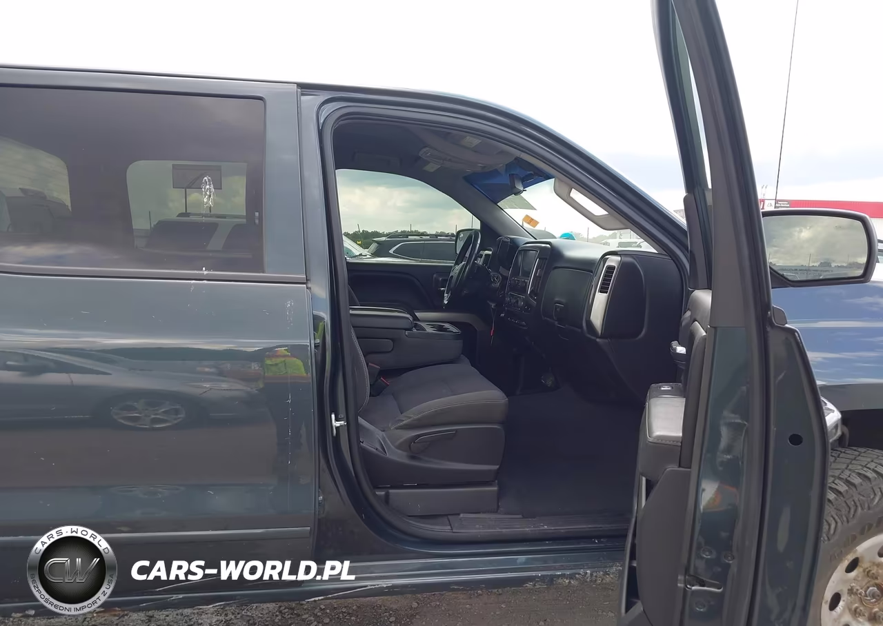 2018 Chevrolet Silverado 1500 1Lt VIN:3GCUKREC6JG437145 - 5