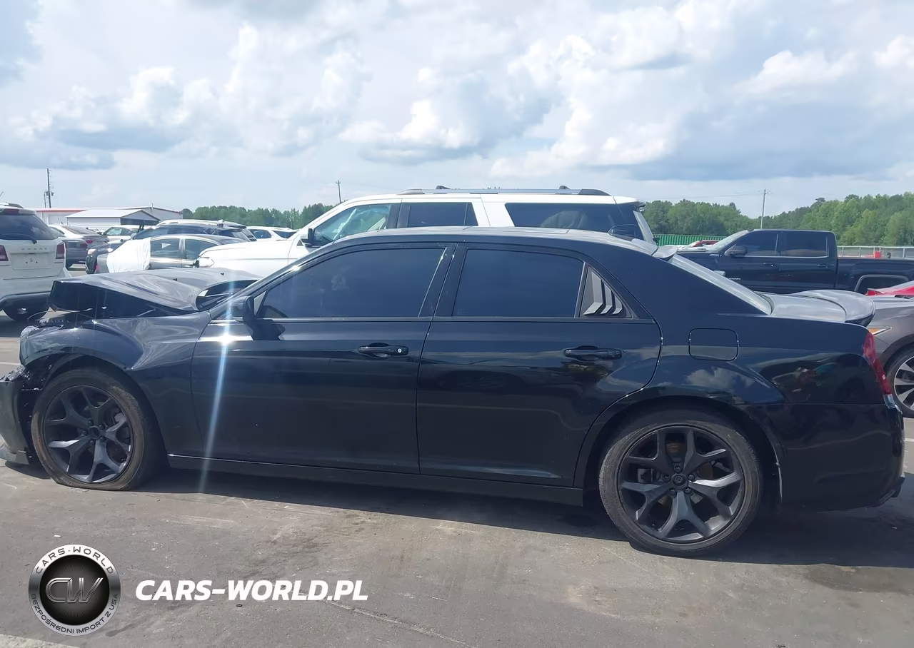 2023 Chrysler 300 300S VIN:2C3CCABG0PH561166 - 14