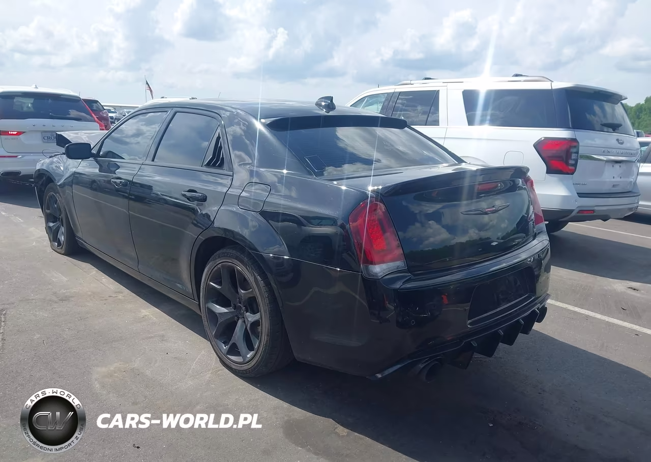 2023 Chrysler 300 300S VIN:2C3CCABG0PH561166 - 3