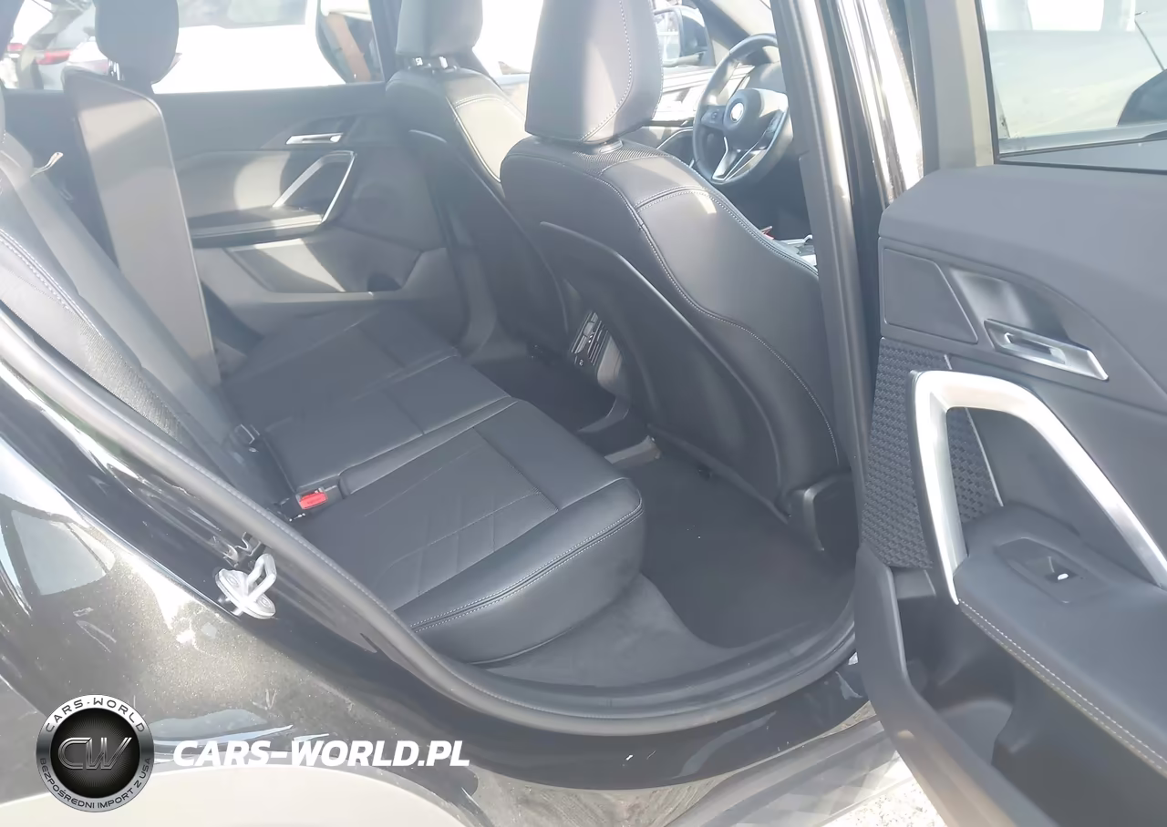 2026 BMW X2 xDrive28I VIN:WBX63GM0XT5475279 - 8