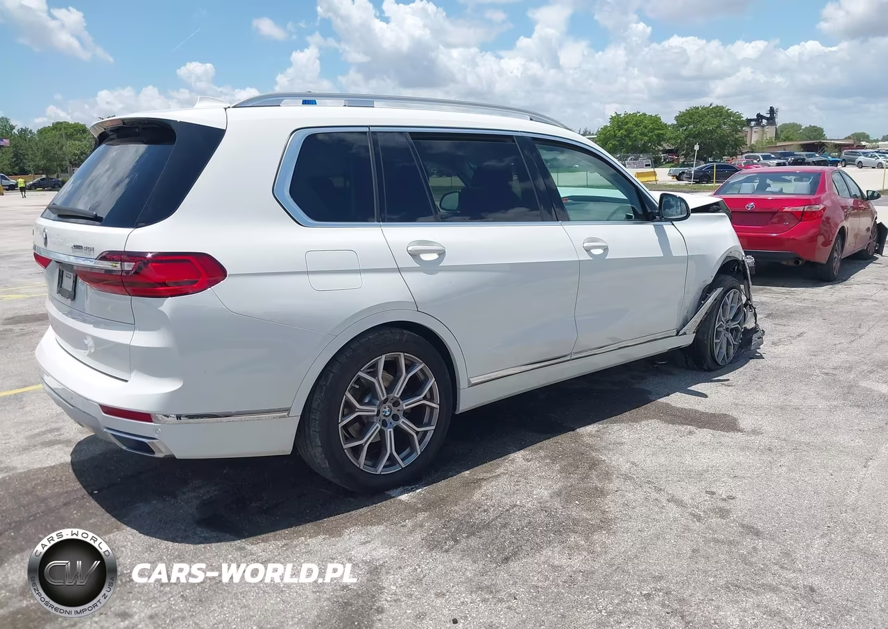 2022 BMW X7 xDrive40I VIN:5UXCW2C08N9L23894 - 4