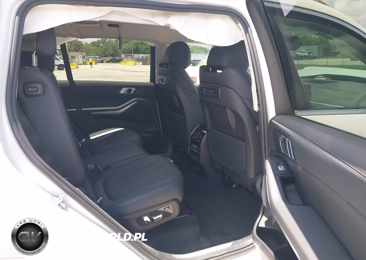 2022 BMW X7 xDrive40I VIN:5UXCW2C08N9L23894 - 8