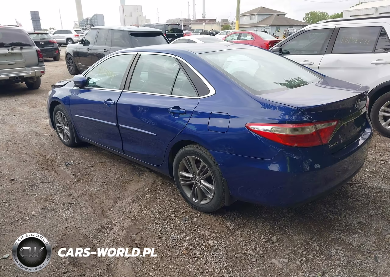 2015 Toyota Camry Se VIN:4T1BF1FK8FU900972 - 3