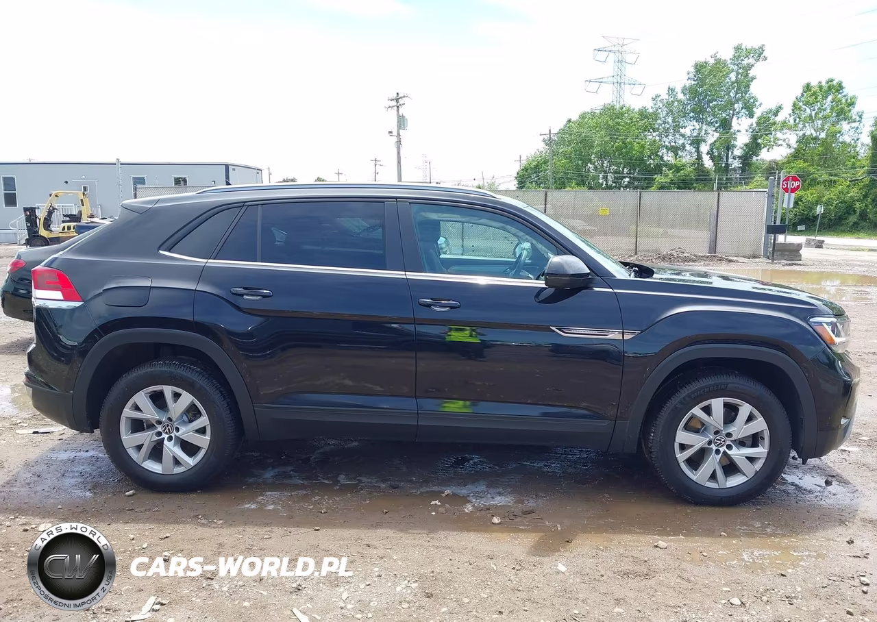 2020 Volkswagen Atlas Cross Sport 2.0T S VIN:1V2GC2CAXLC202285 - 13