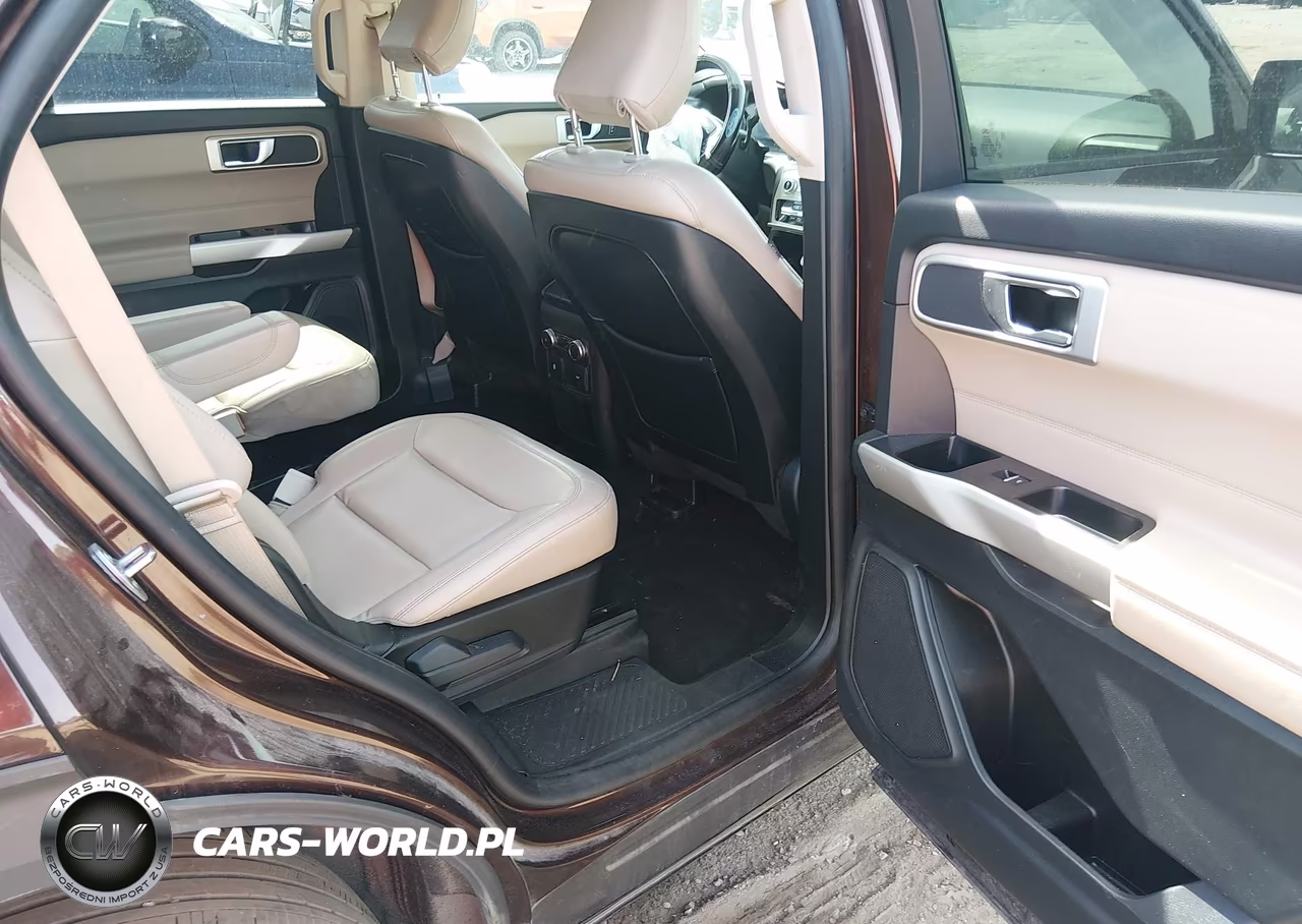 2020 Ford Explorer Xlt VIN:1FMSK8DH9LGC38888 - 8