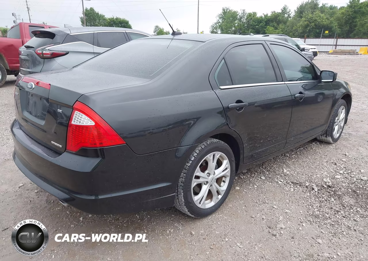 2012 Ford Fusion Se VIN:3FAHP0HG6CR368175 - 4
