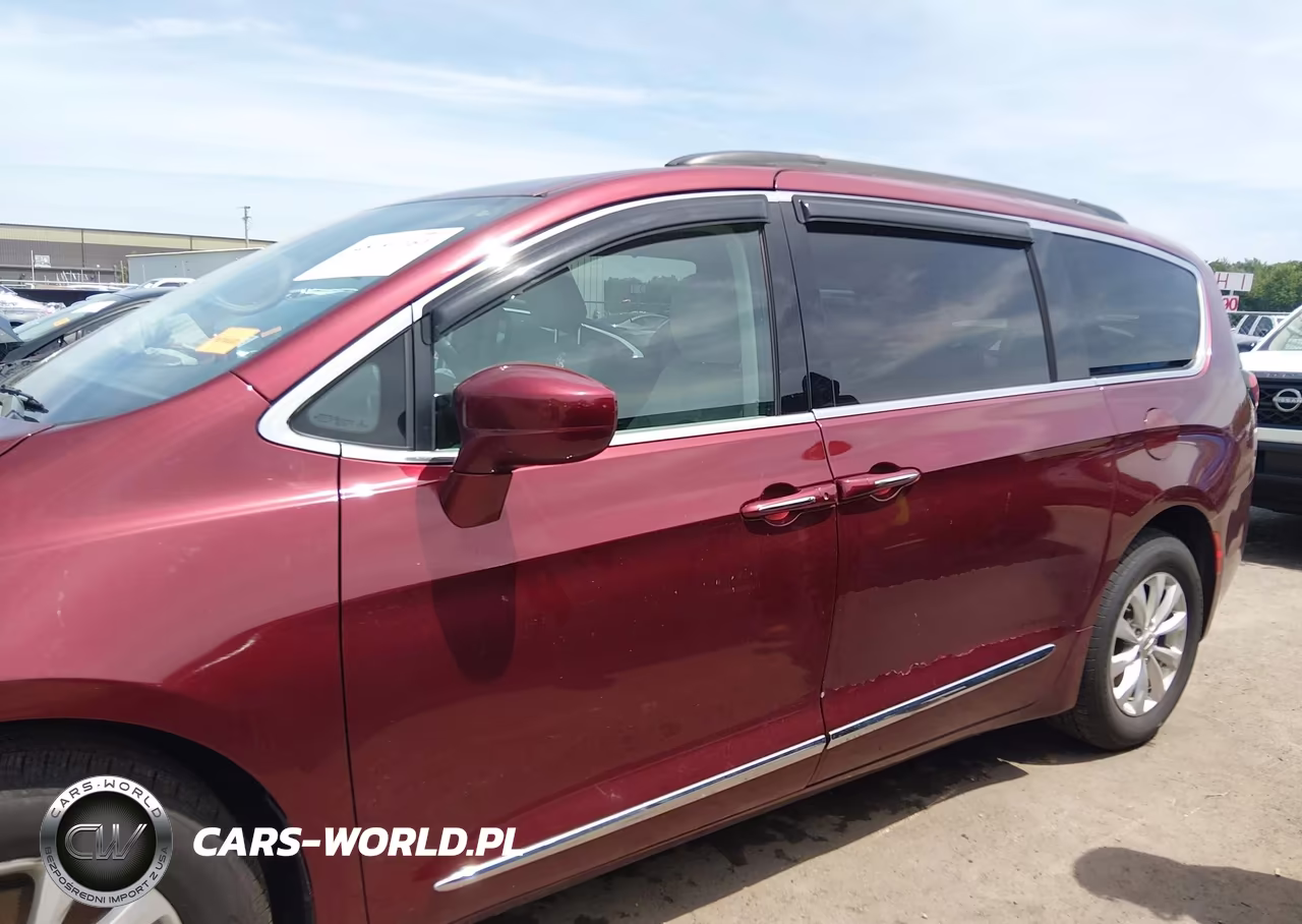 2017 Chrysler Pacifica Touring-L VIN:2C4RC1BG6HR688389 - 14