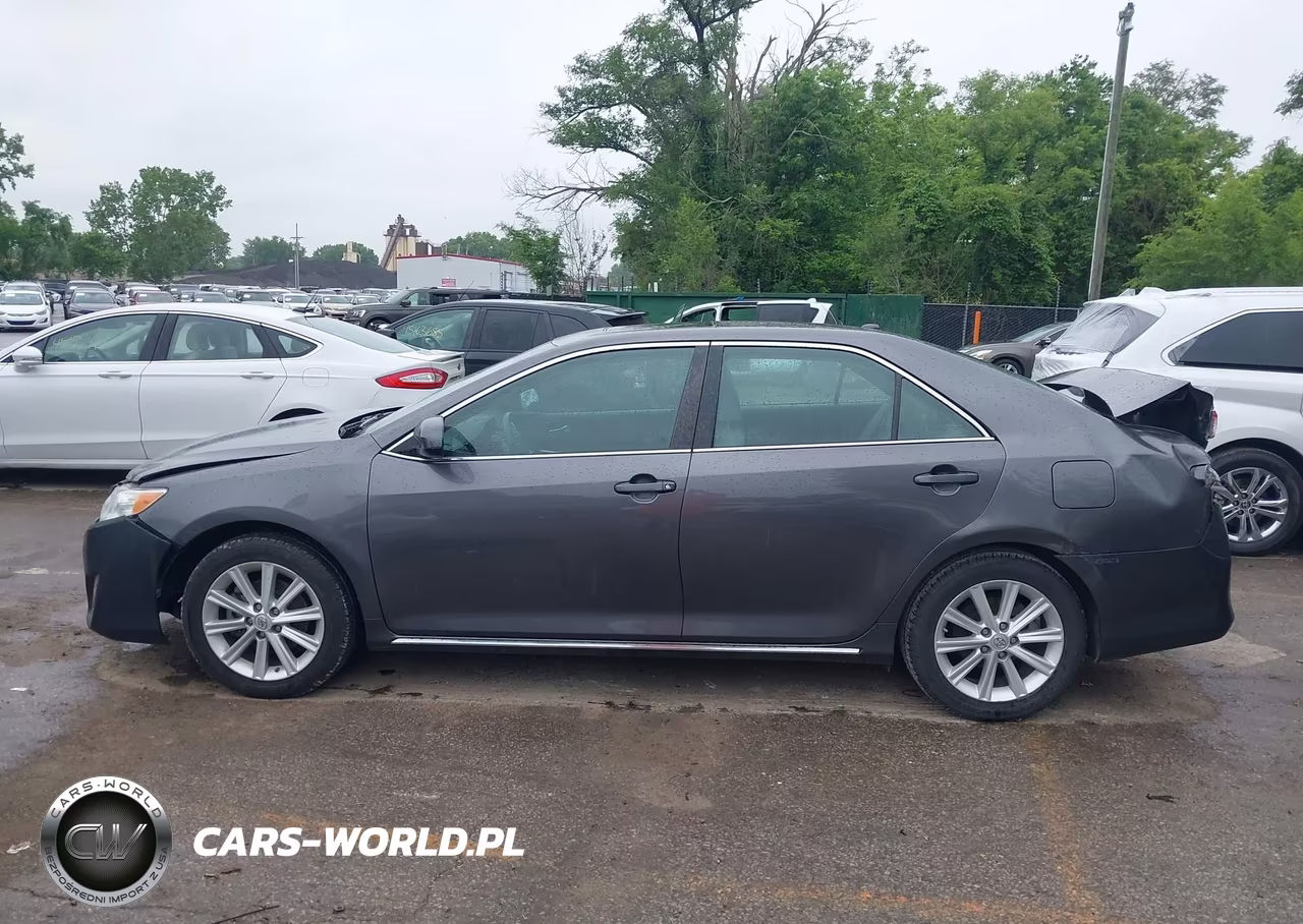 2014 Toyota Camry Xle VIN:4T1BF1FK1EU862810 - 14