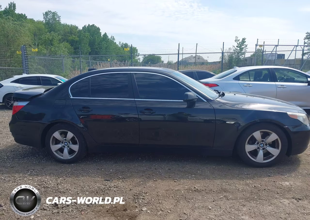 2007 BMW 530I VIN:WBANE73547CM44737 - 13