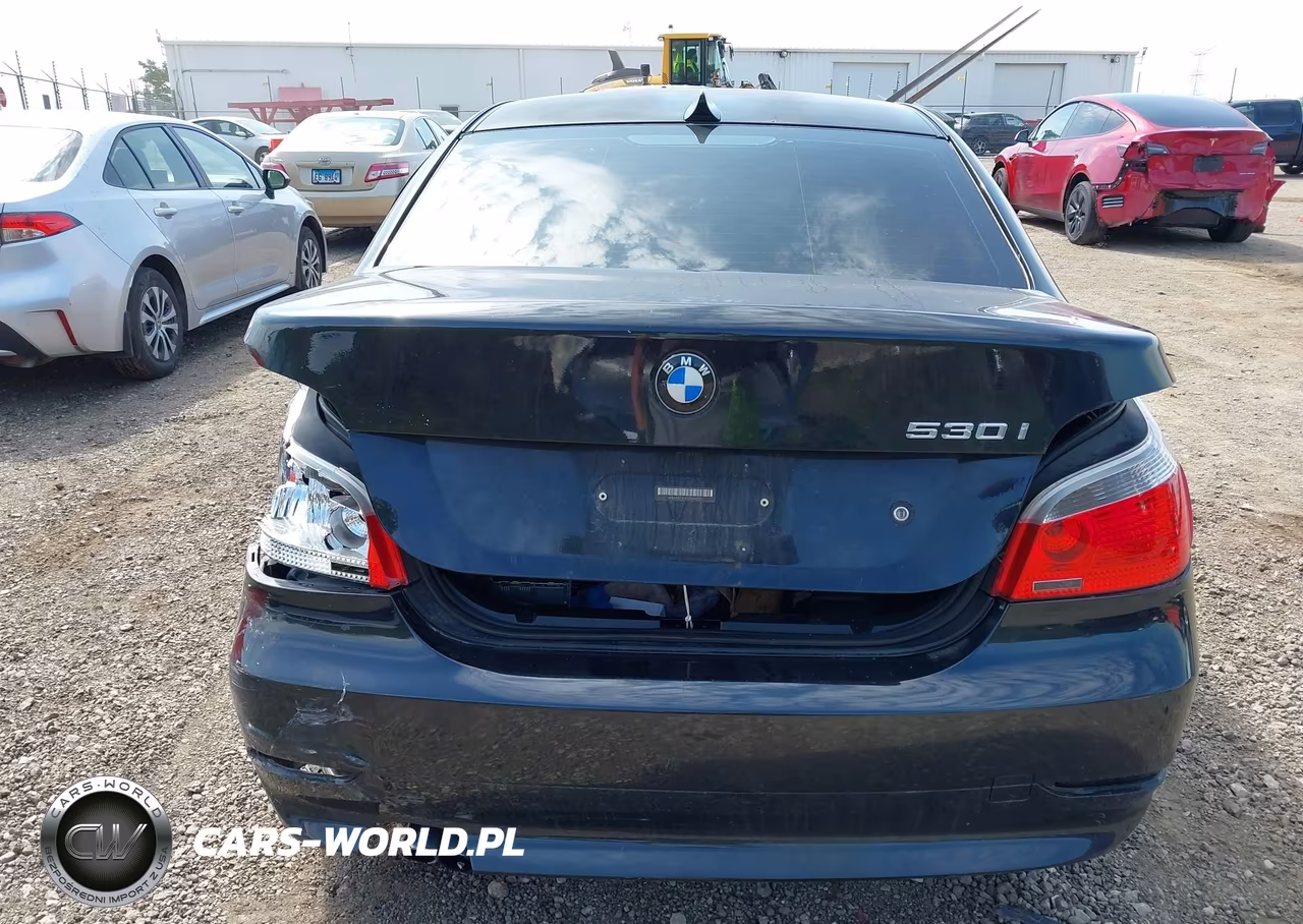 2007 BMW 530I VIN:WBANE73547CM44737 - 16
