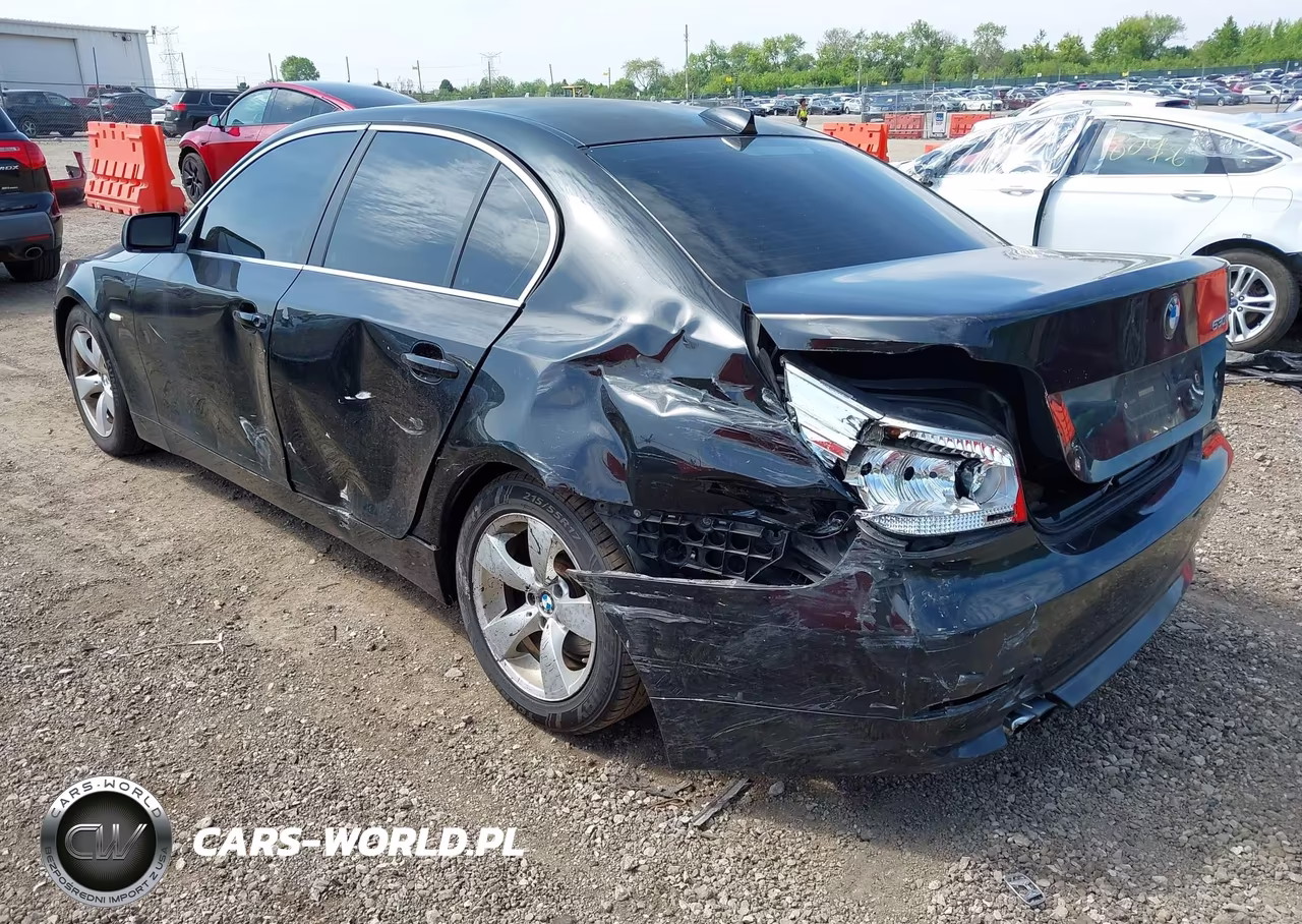 2007 BMW 530I VIN:WBANE73547CM44737 - 3