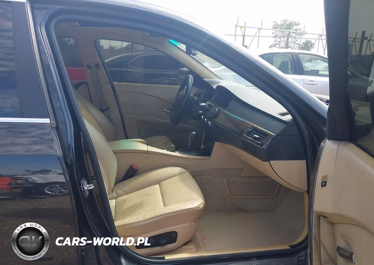 2007 BMW 530I VIN:WBANE73547CM44737 - 5