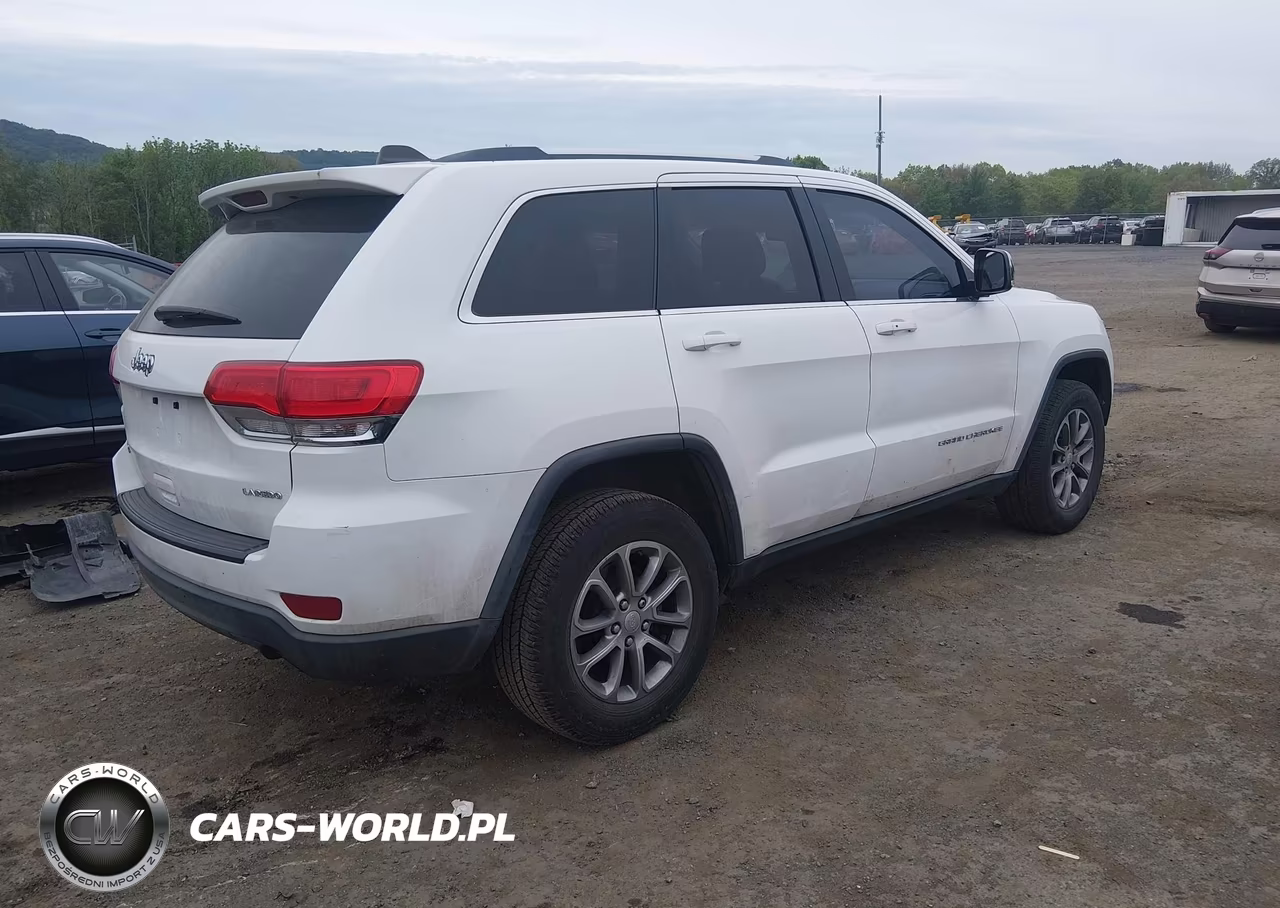 2014 Jeep Grand Cherokee Laredo VIN:1C4RJFAG9EC109940 - 4