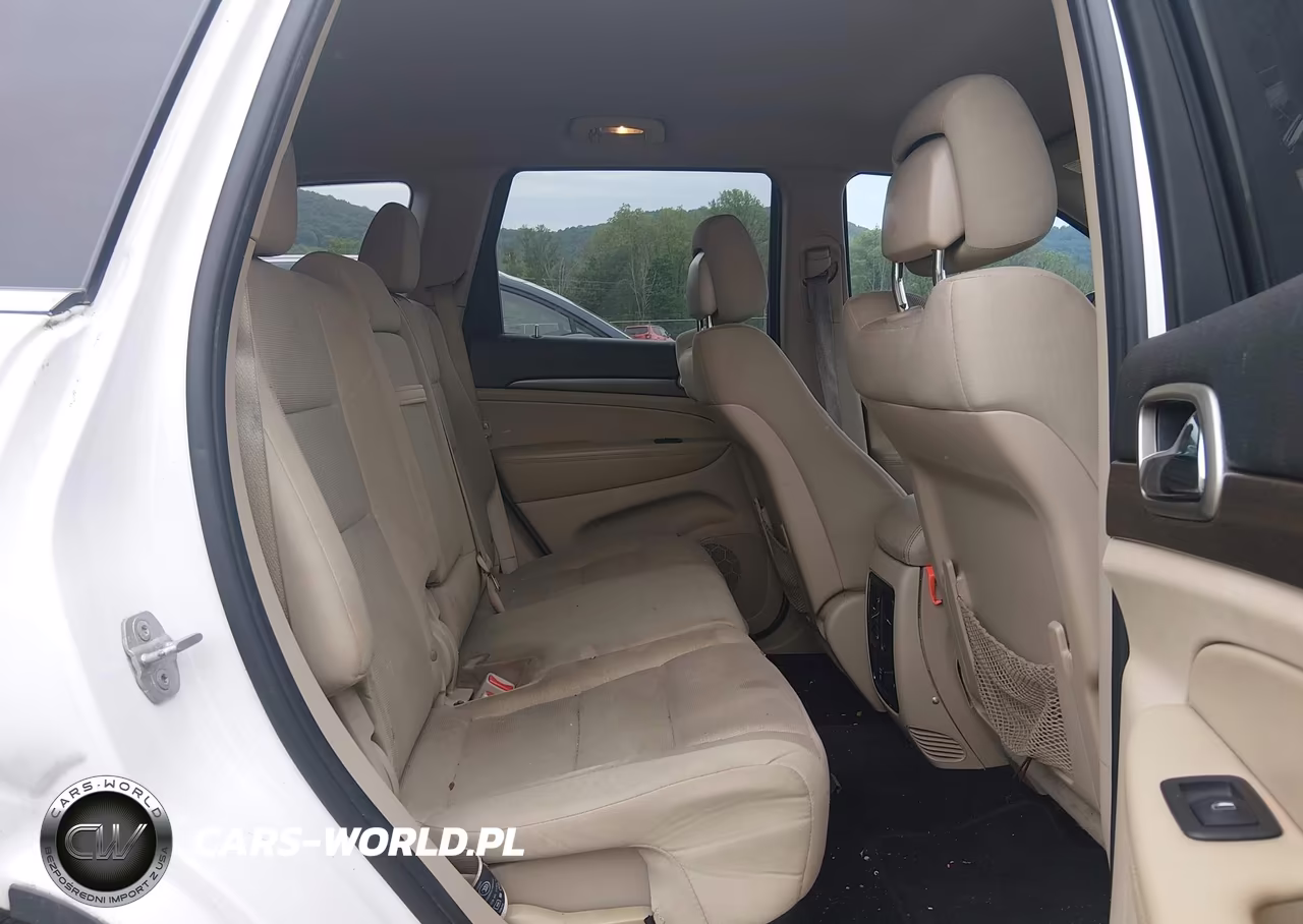 2014 Jeep Grand Cherokee Laredo VIN:1C4RJFAG9EC109940 - 8