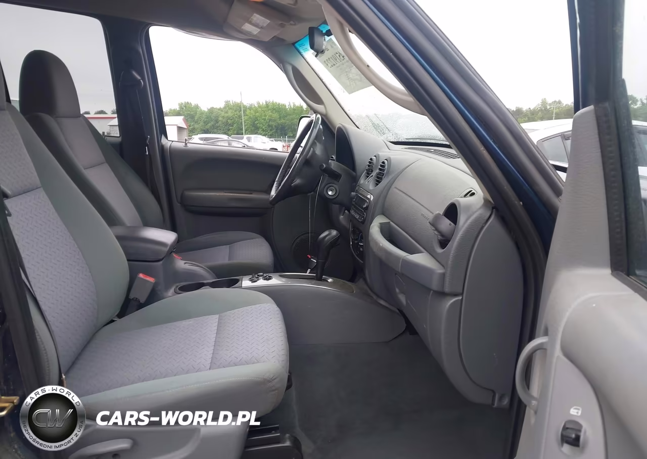 2005 Jeep Liberty Renegade VIN:1J4GK38K55W679035 - 5