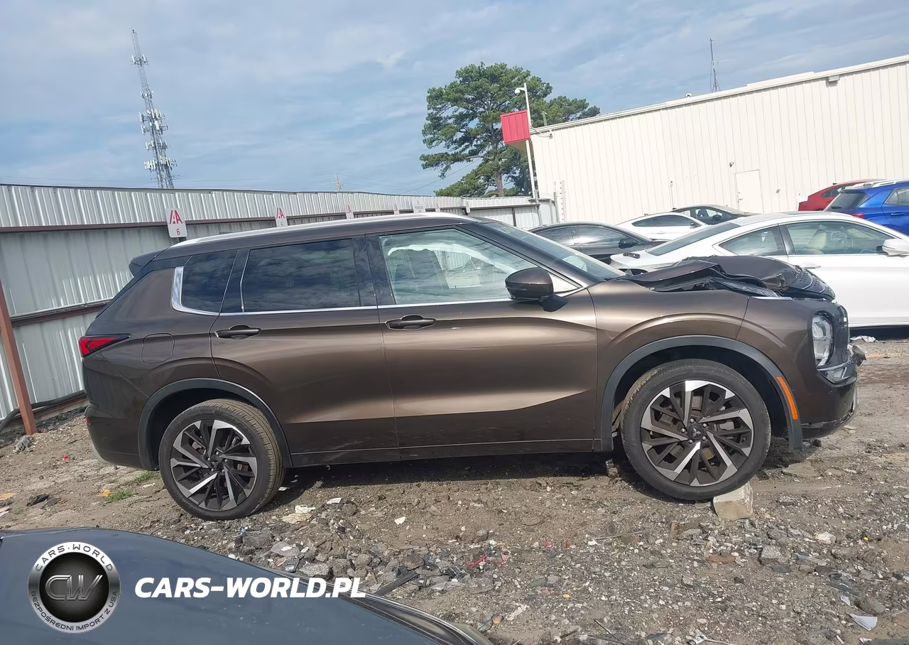 2022 Mitsubishi Outlander Sel 2.5 2Wd-Sel Special Edition 2Wd VIN:JA4J3VA80NZ008402 - 13