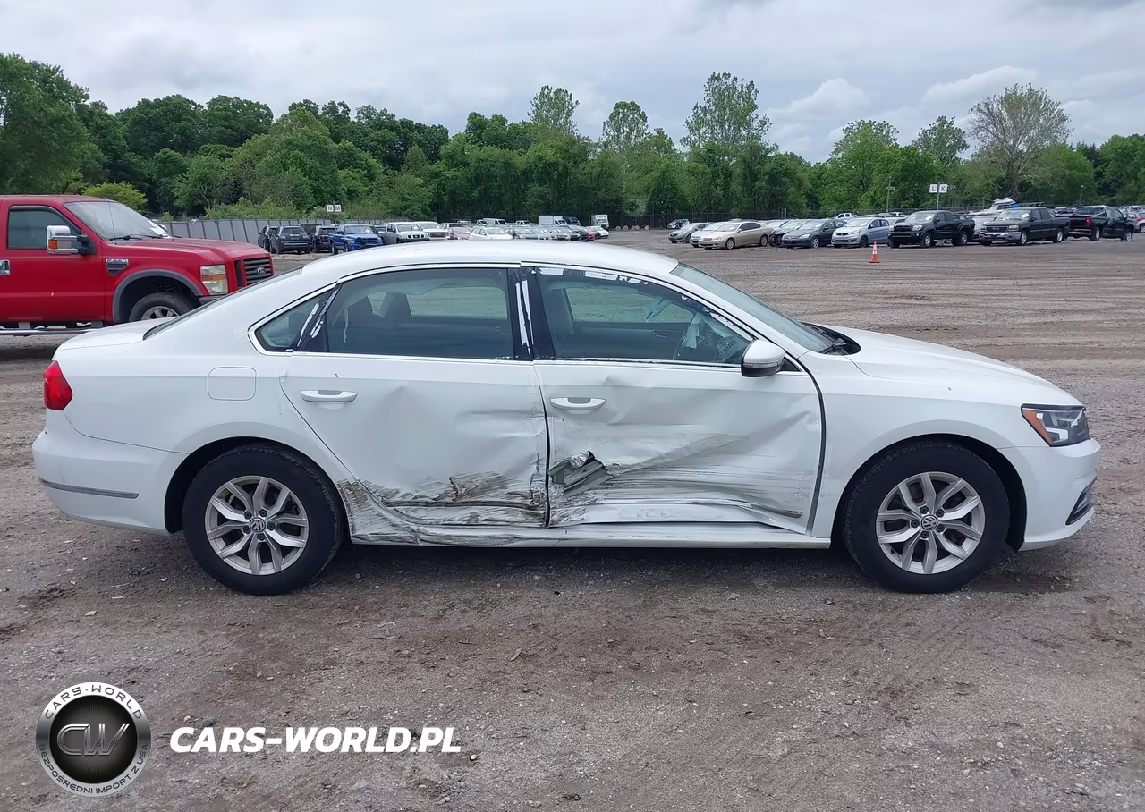 2016 Volkswagen Passat 1.8T S VIN:1VWAT7A34GC052878 - 13