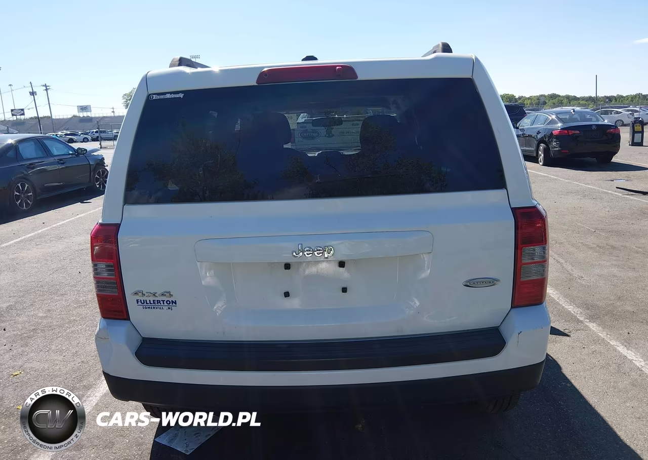 2014 Jeep Patriot Latitude VIN:1C4NJRFB9ED689634 - 16