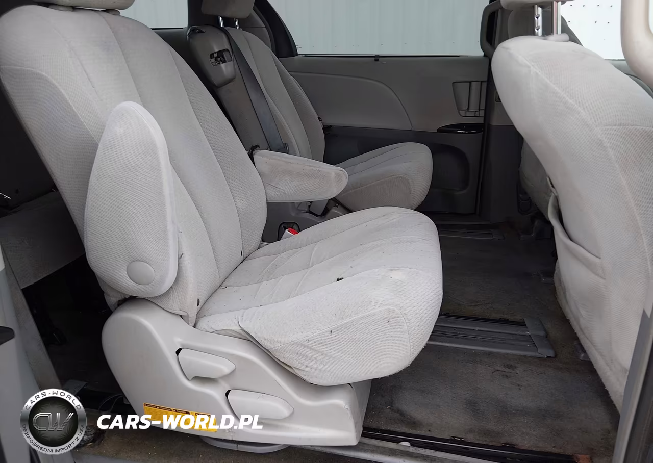 2014 Toyota Sienna Le V6 8 Passenger VIN:5TDKK3DC5ES495566 - 8