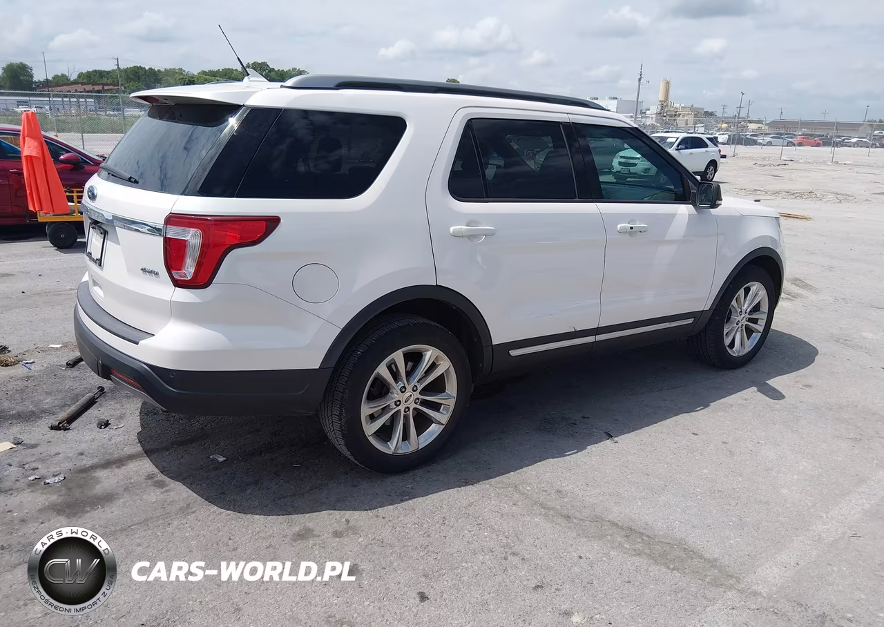 2019 Ford Explorer Xlt VIN:1FM5K8D80KGB07764 - 4