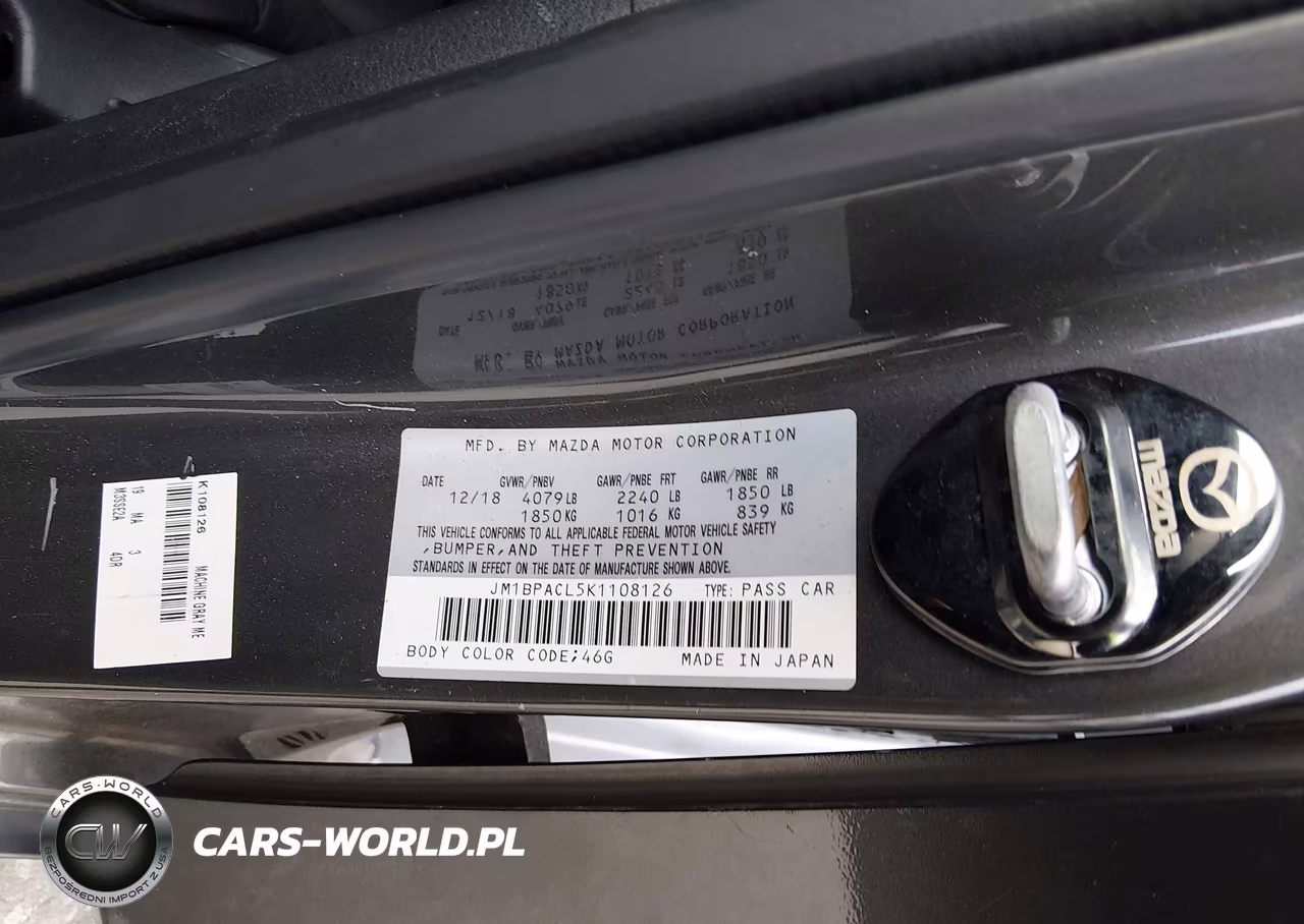 2019 Mazda Mazda3 Select Package VIN:JM1BPACL5K1108126 - 9