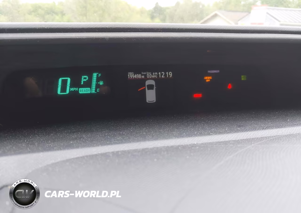 2013 Toyota Prius C Two VIN:JTDKDTB32D1552170 - 7