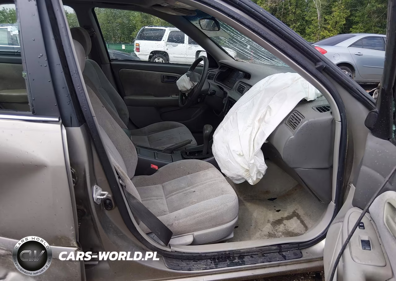 2001 Toyota Camry Le V6 VIN:4T1BF22K91U125960 - 5
