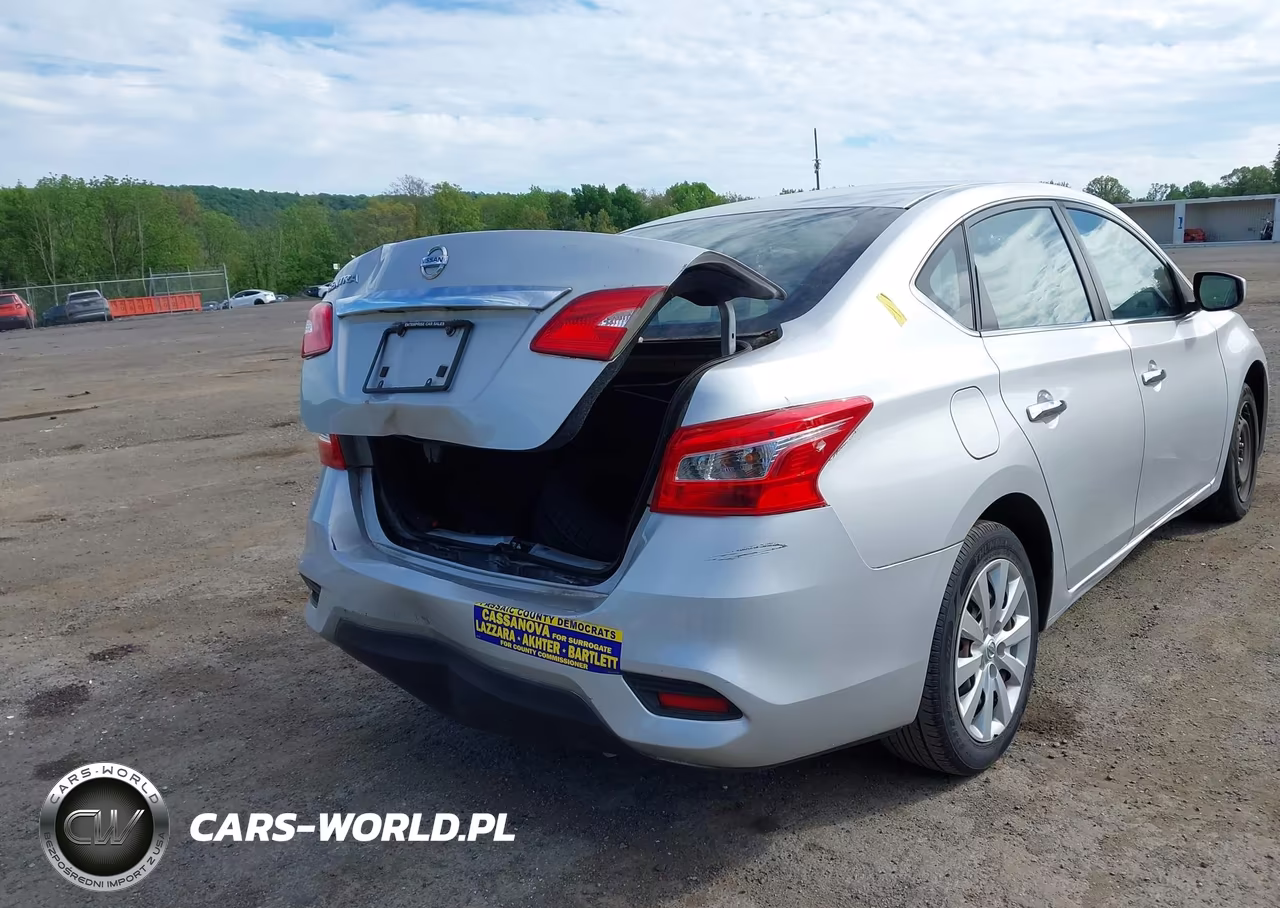 2017 Nissan Sentra S VIN:3N1AB7AP1HY390341 - 12