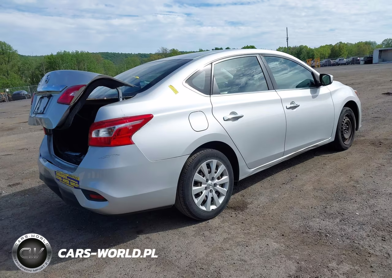 2017 Nissan Sentra S VIN:3N1AB7AP1HY390341 - 4