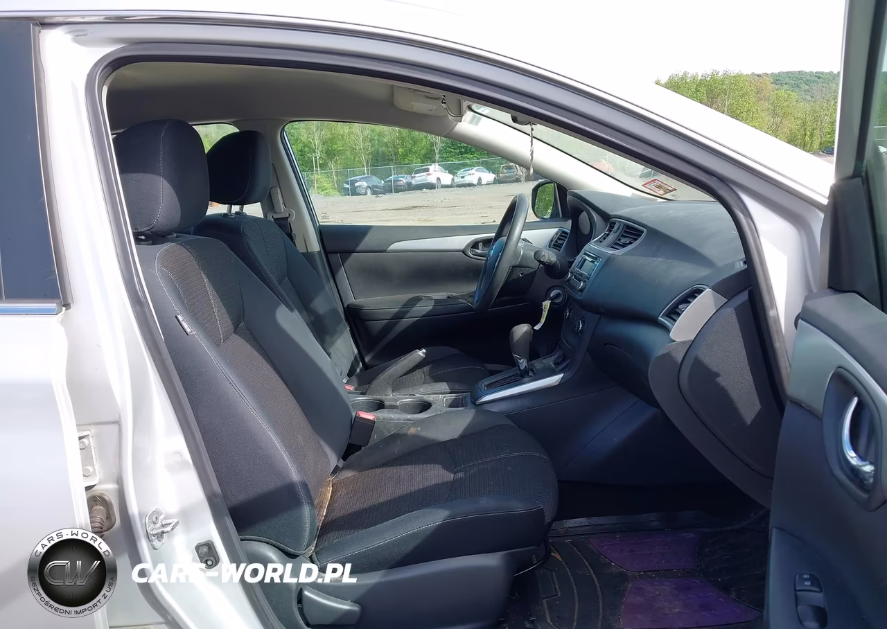 2017 Nissan Sentra S VIN:3N1AB7AP1HY390341 - 5