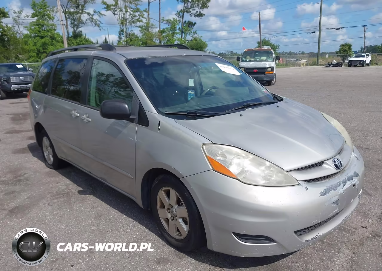 2008 Toyota Sienna Le – zdjęcie 1 z 11