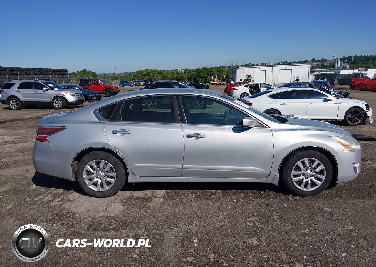2015 Nissan Altima 2.5 S VIN:1N4AL3AP0FC117499 - 13