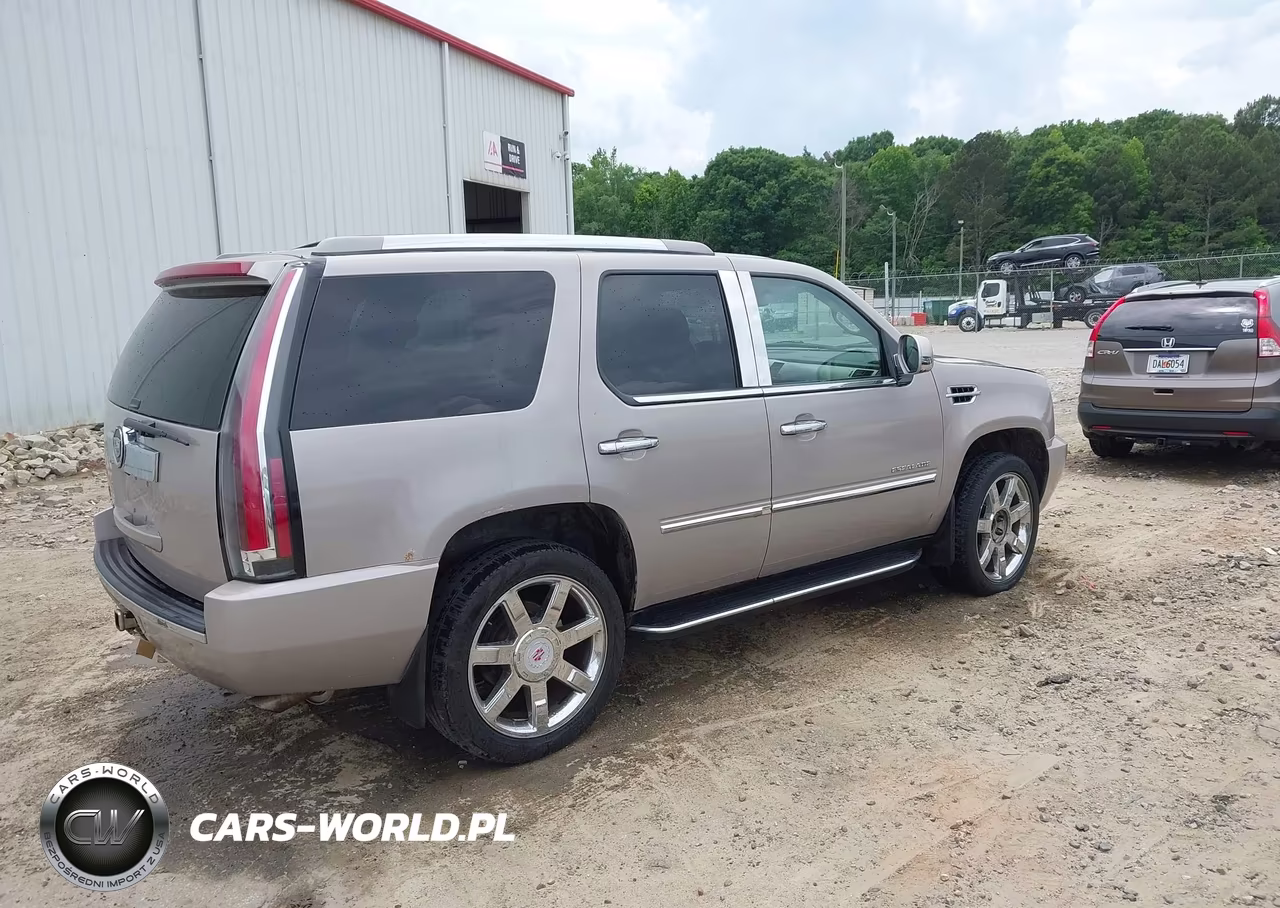 2007 Cadillac Escalade Standard VIN:1GYFK63887R179865 - 4