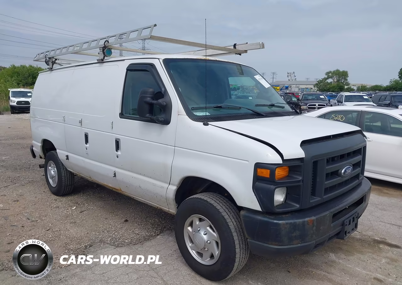 2014 Ford E-350 Super Duty Commercial