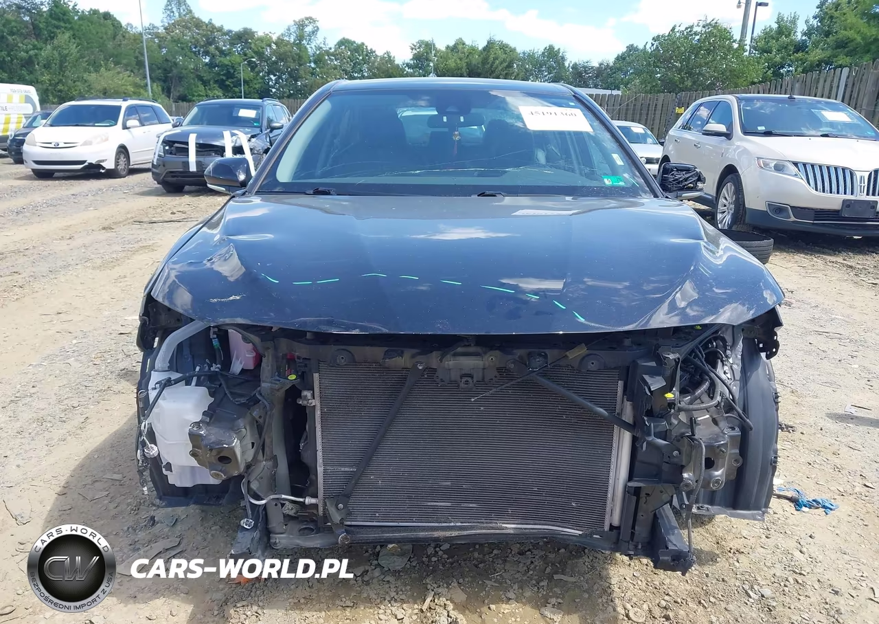 2022 Toyota Camry Nightshade Edition Hybrid VIN:4T1G31AK3NU040662 - 13