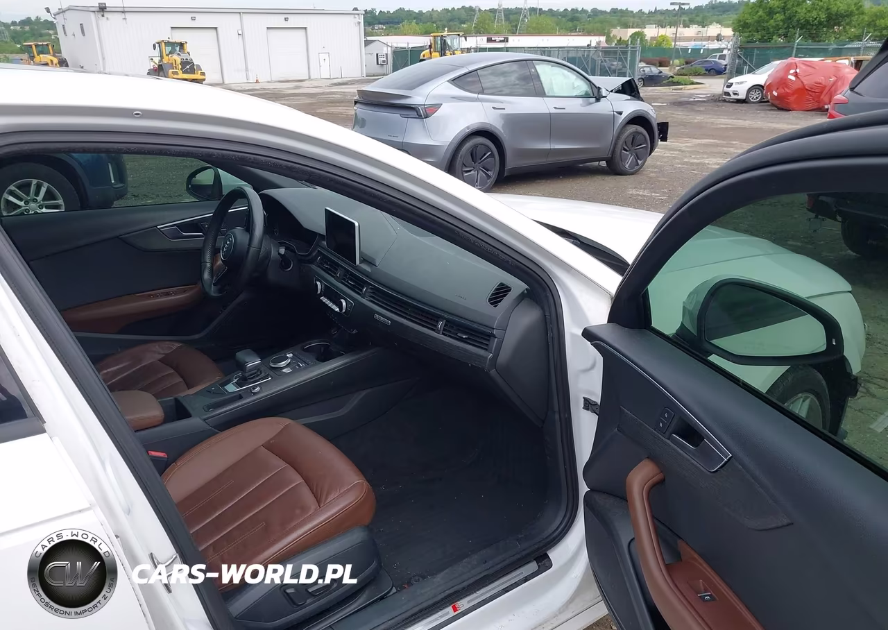 2017 Audi A4 2.0T Season Of Audi Premium VIN:WAUDNAF47HN045709 - 5