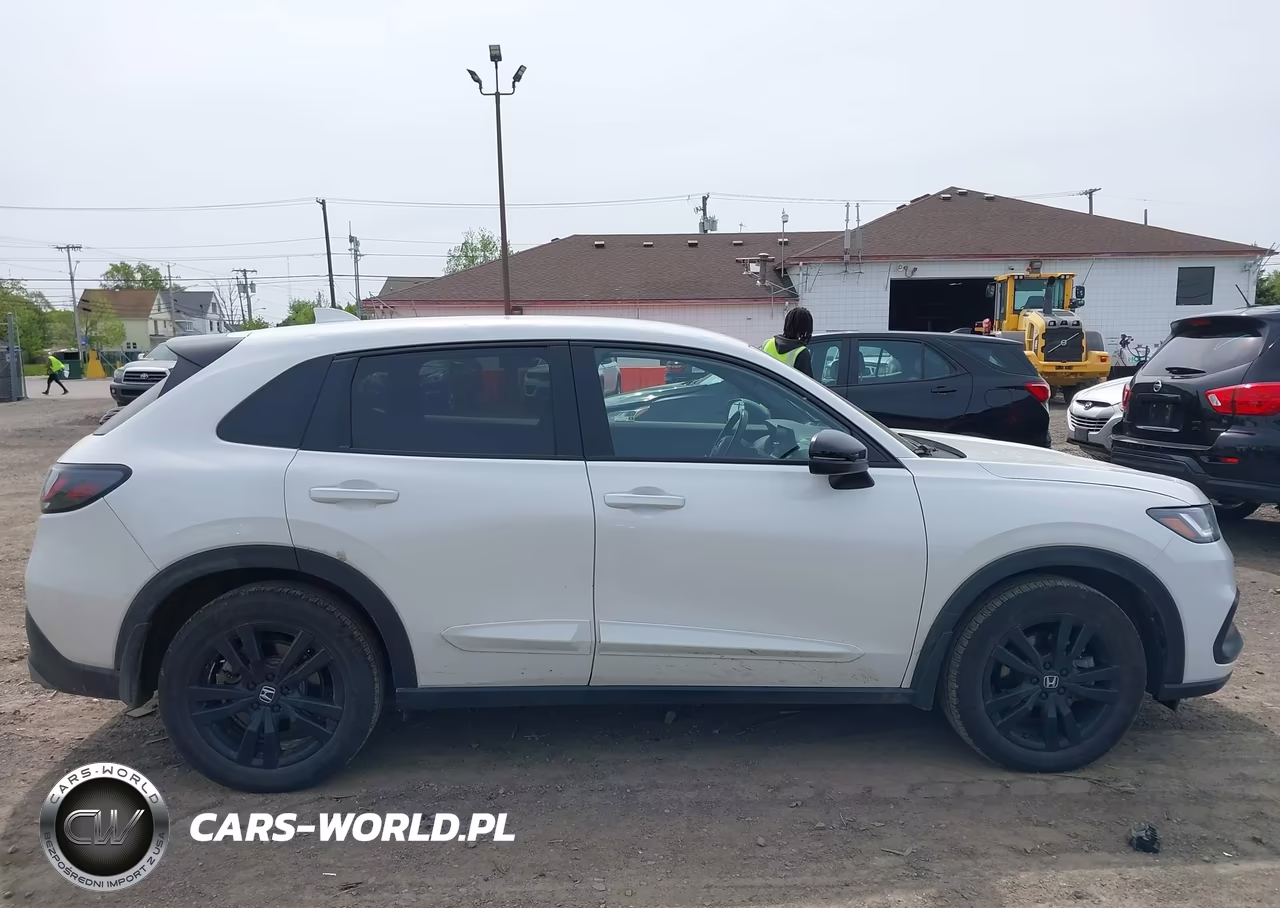 2026 Honda Hr-V Awd Sport VIN:3CZRZ2H59TM703780 - 13
