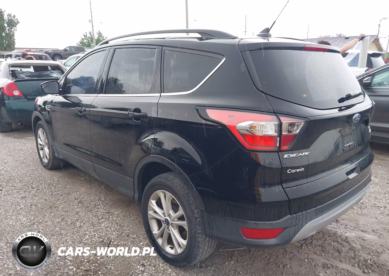 2018 Ford Escape Se VIN:1FMCU0GD3JUC13198 - 3