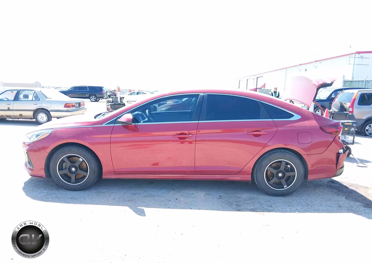 2018 Hyundai Sonata Eco VIN:5NPE24AA5JH673921 - 14