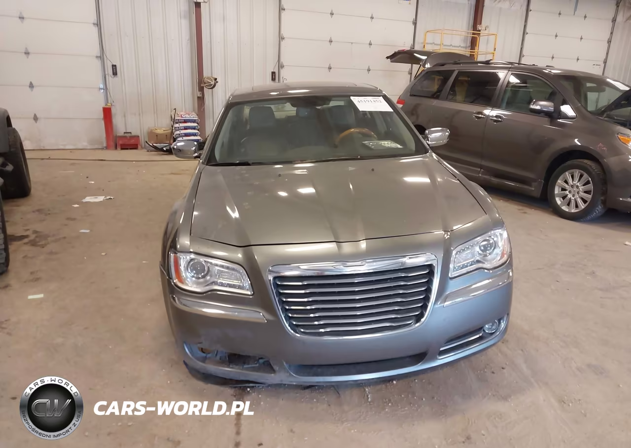 2012 Chrysler 300 Limited VIN:2C3CCAHG4CH208222 - 6