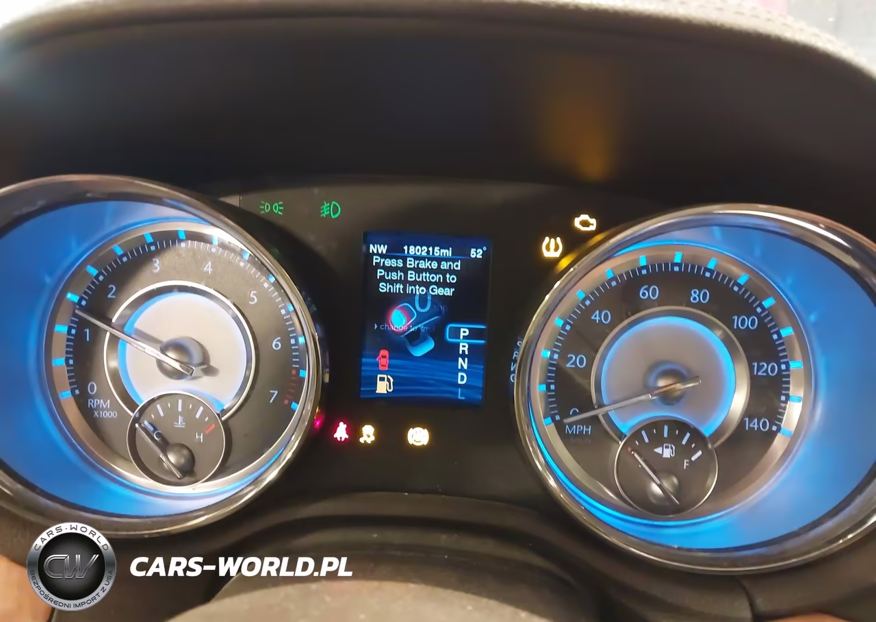 2012 Chrysler 300 Limited VIN:2C3CCAHG4CH208222 - 7