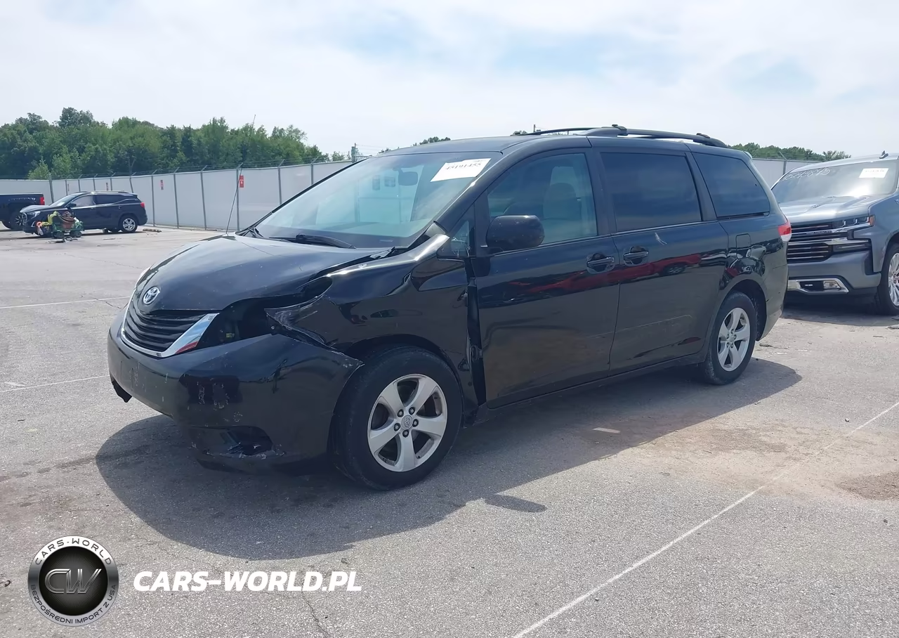 2011 Toyota Sienna Le V6 VIN:5TDKK3DCXBS002492 - 2