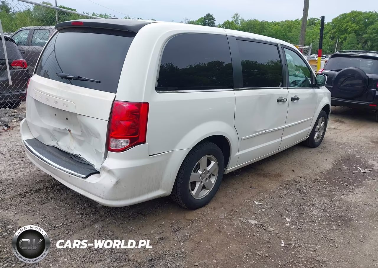 2012 Dodge Grand Caravan Crew VIN:2C4RDGDG4CR109521 - 4