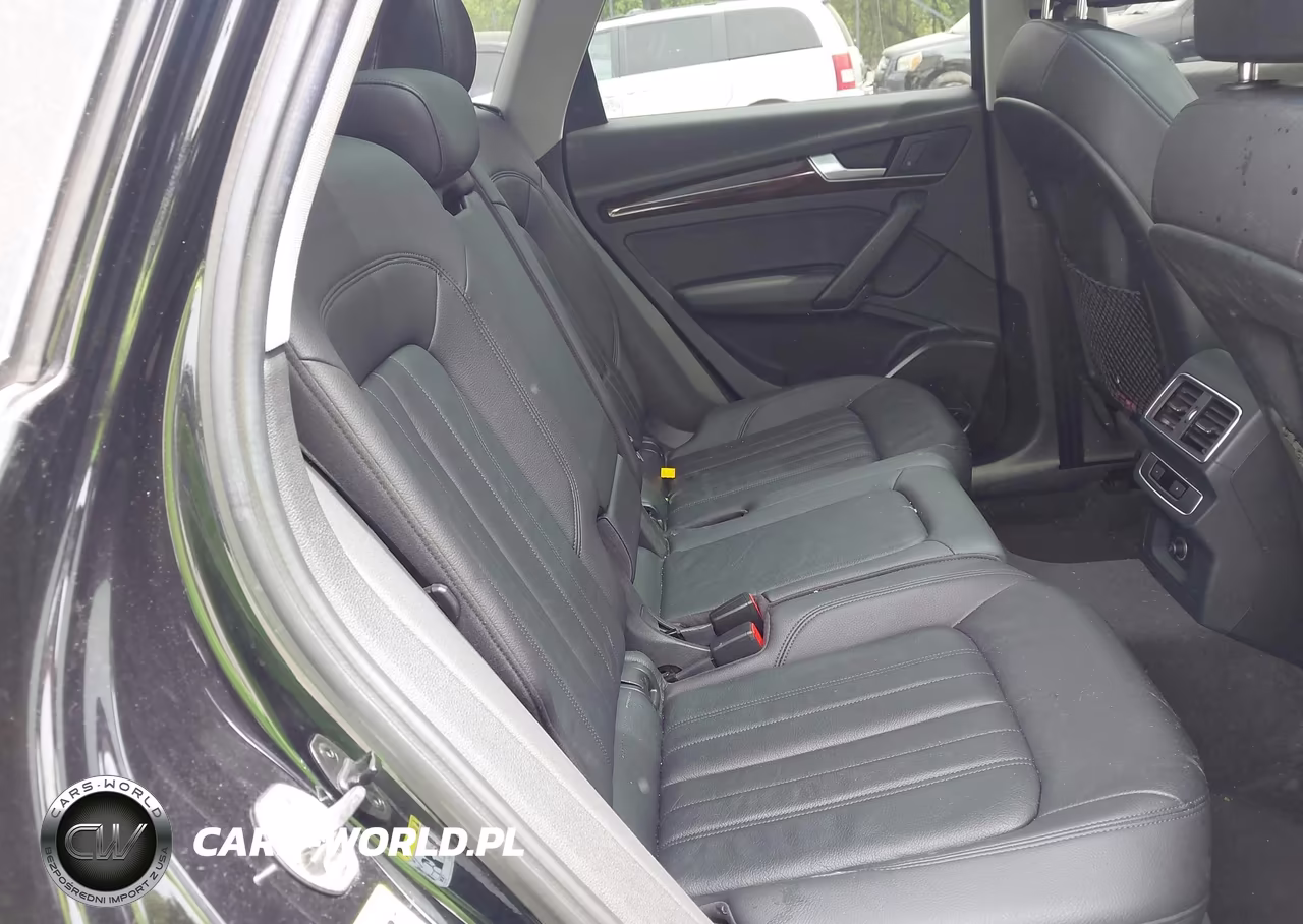2018 Audi Q5 2.0T Premium-2.0T Tech Premium VIN:WA1ANAFY6J2001114 - 8