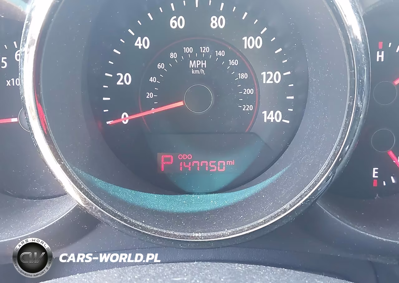 2010 Kia Soul + VIN:KNDJT2A22A7104473 - 7