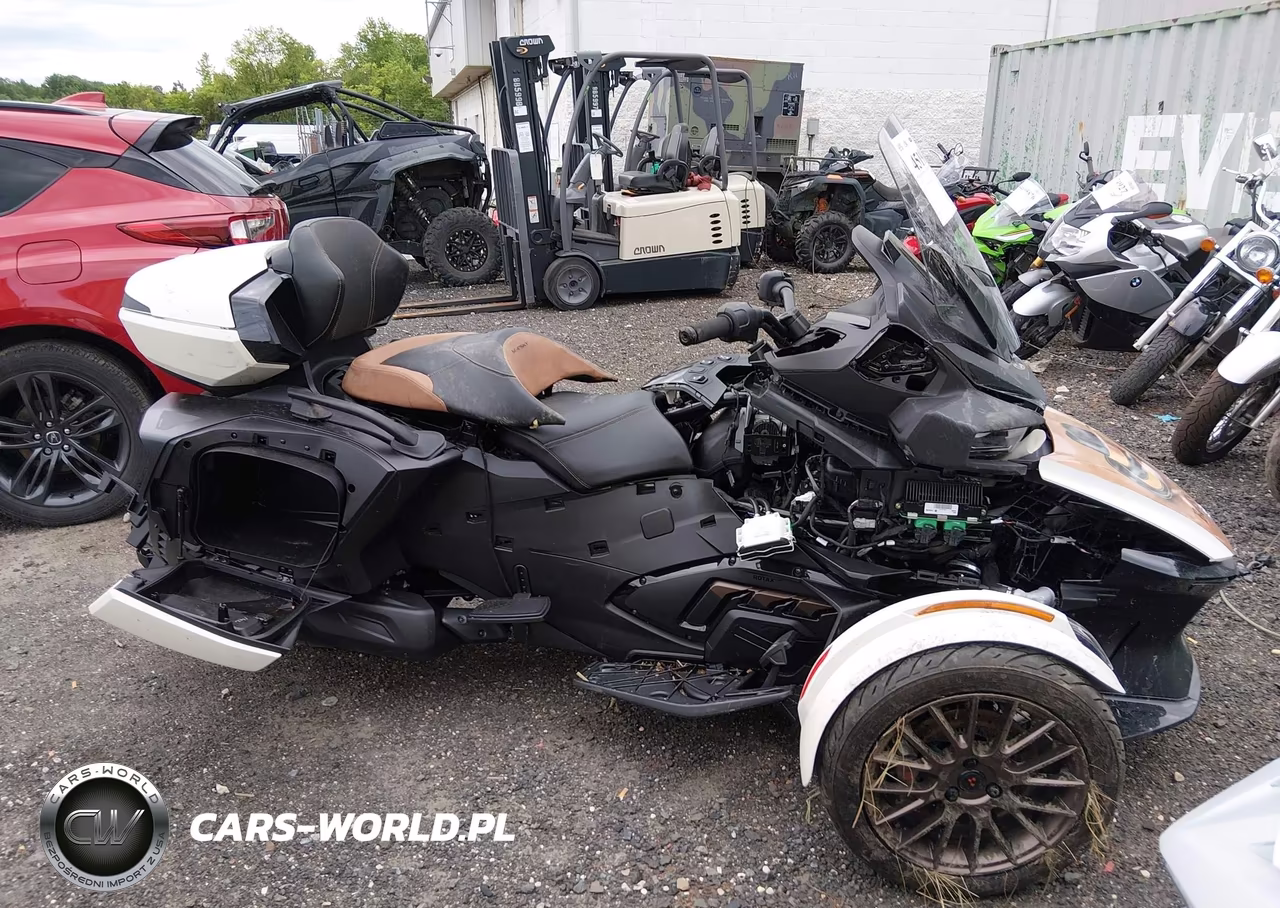 2024 Can-Am Spyder Roadster Rt-Rt Limited VIN:2BXNBDD23RV004654 - 12