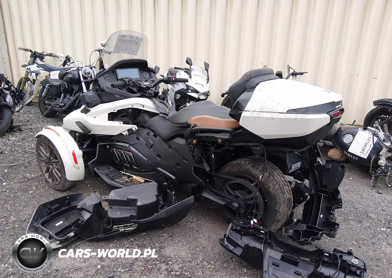 2024 Can-Am Spyder Roadster Rt-Rt Limited VIN:2BXNBDD23RV004654 - 3
