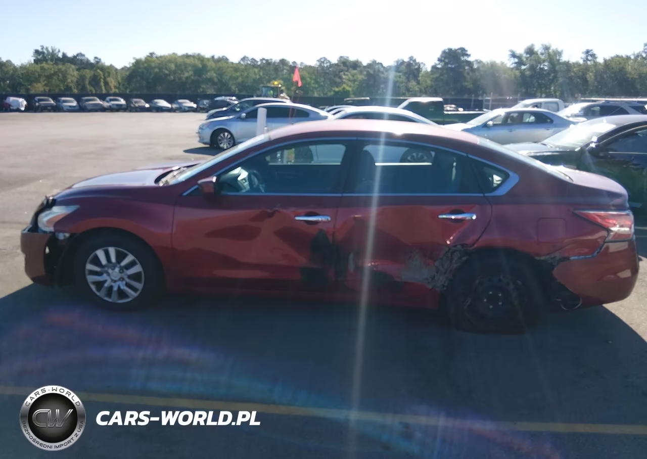2015 Nissan Altima 2.5 S VIN:1N4AL3AP9FN366968 - 14