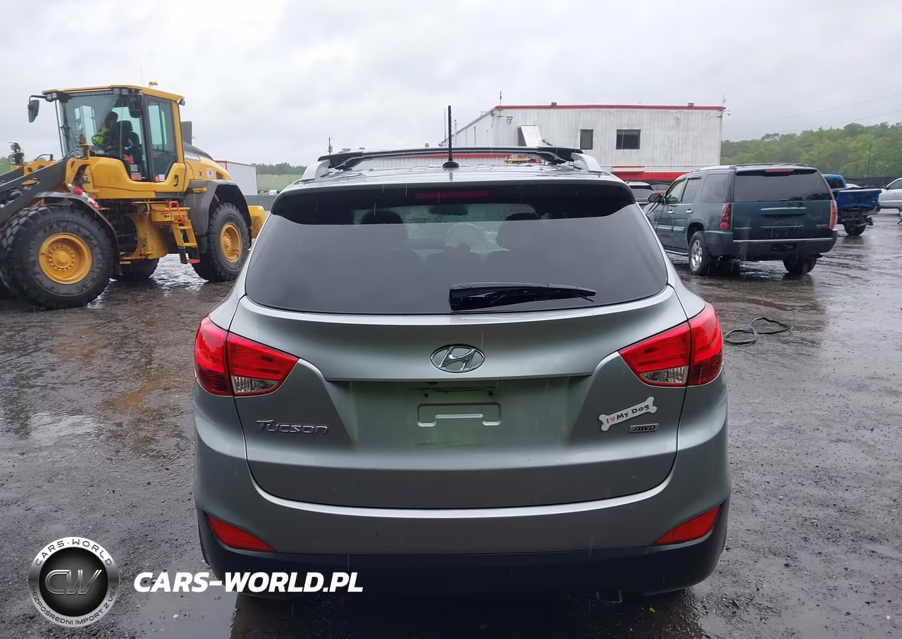 2015 Hyundai Tucson Se VIN:KM8JUCAG1FU024102 - 16
